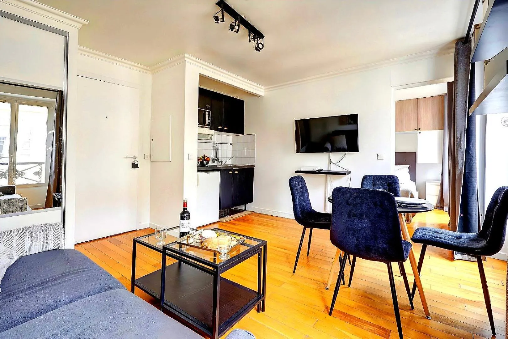 Bluestay 237 - Superbe Appartement A Paris 0*,  France